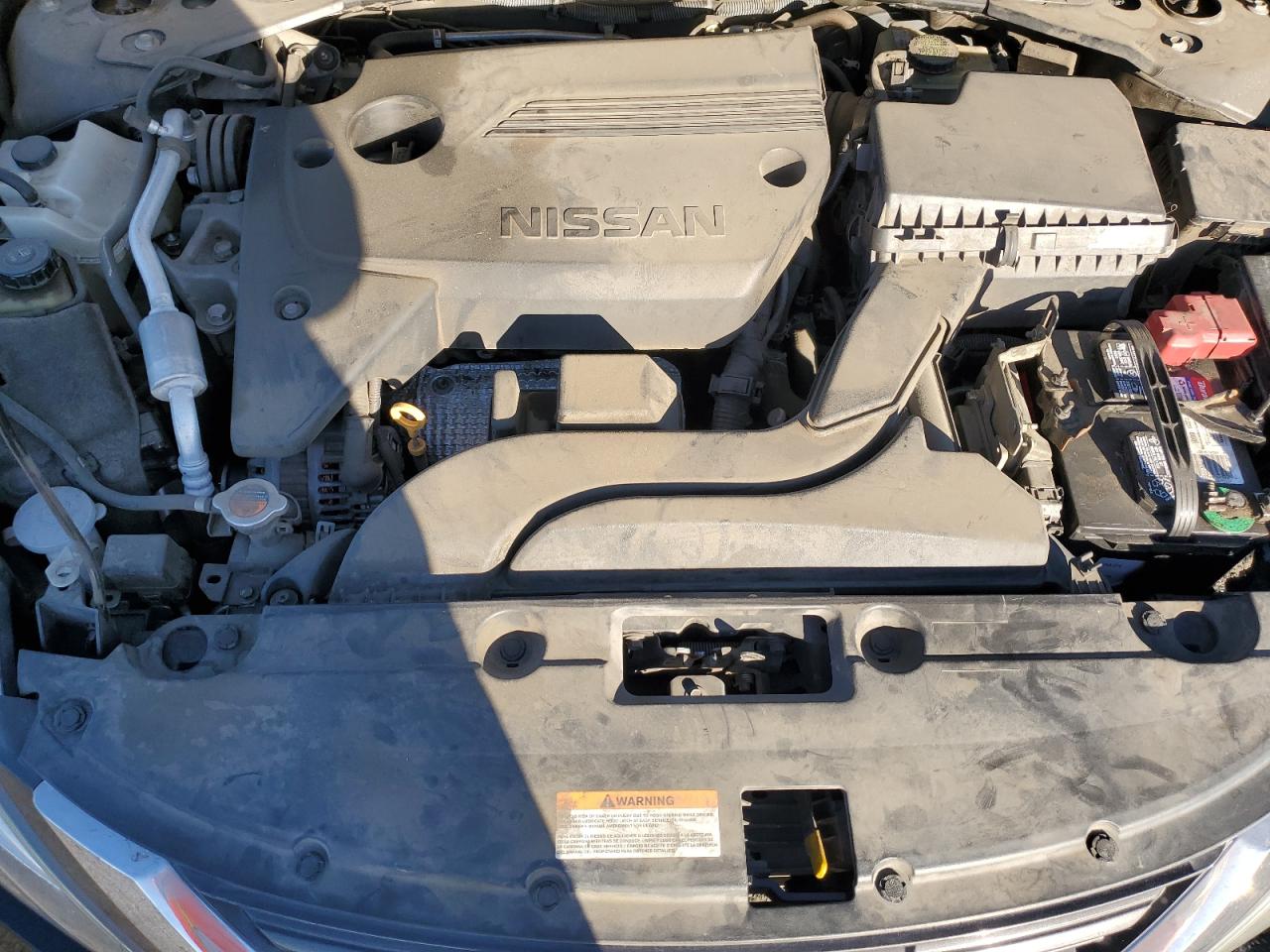2016 Nissan Altima - Image 13