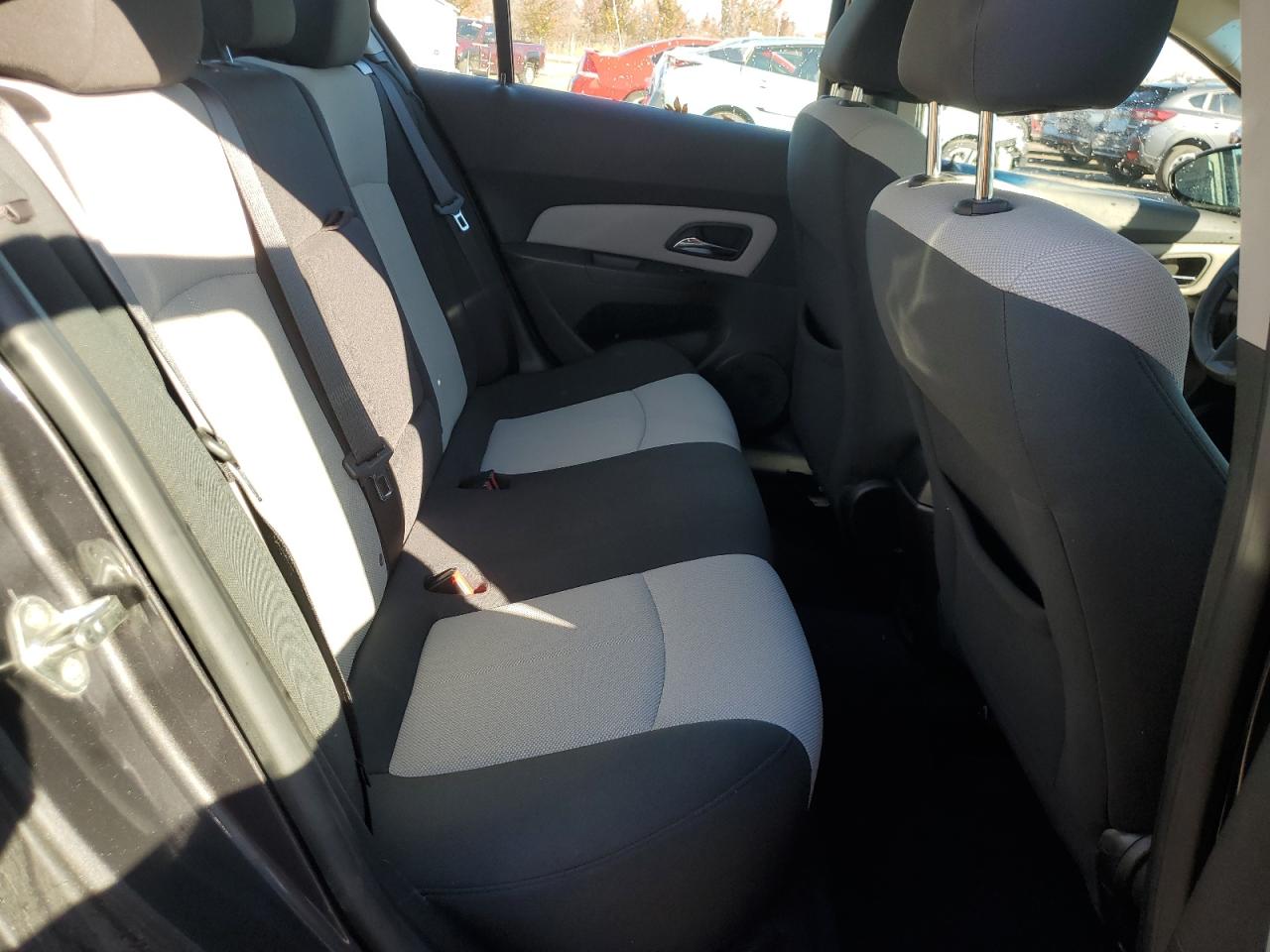 2011 Chevrolet Cruze - Image 10