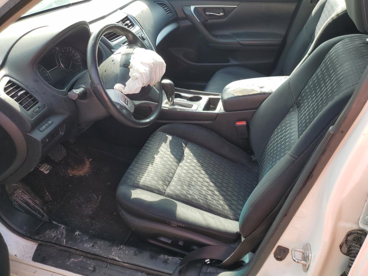 2016 Nissan Altima - Image 7