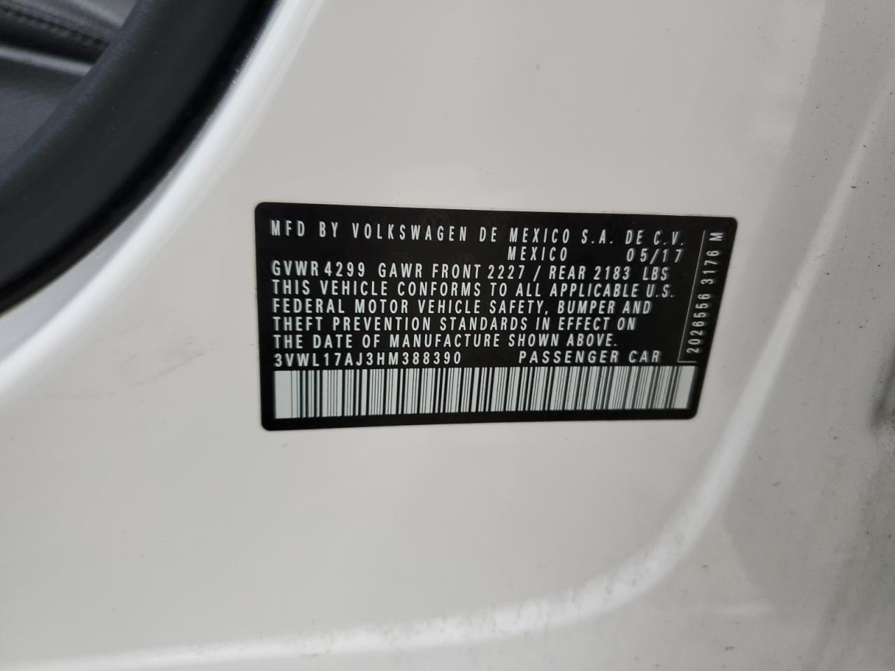 2017 Volkswagen Jetta - Image 12