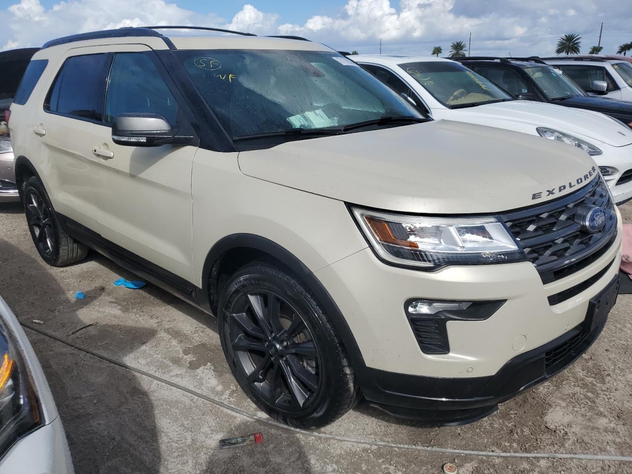 2018 Ford Explorer - Image 4