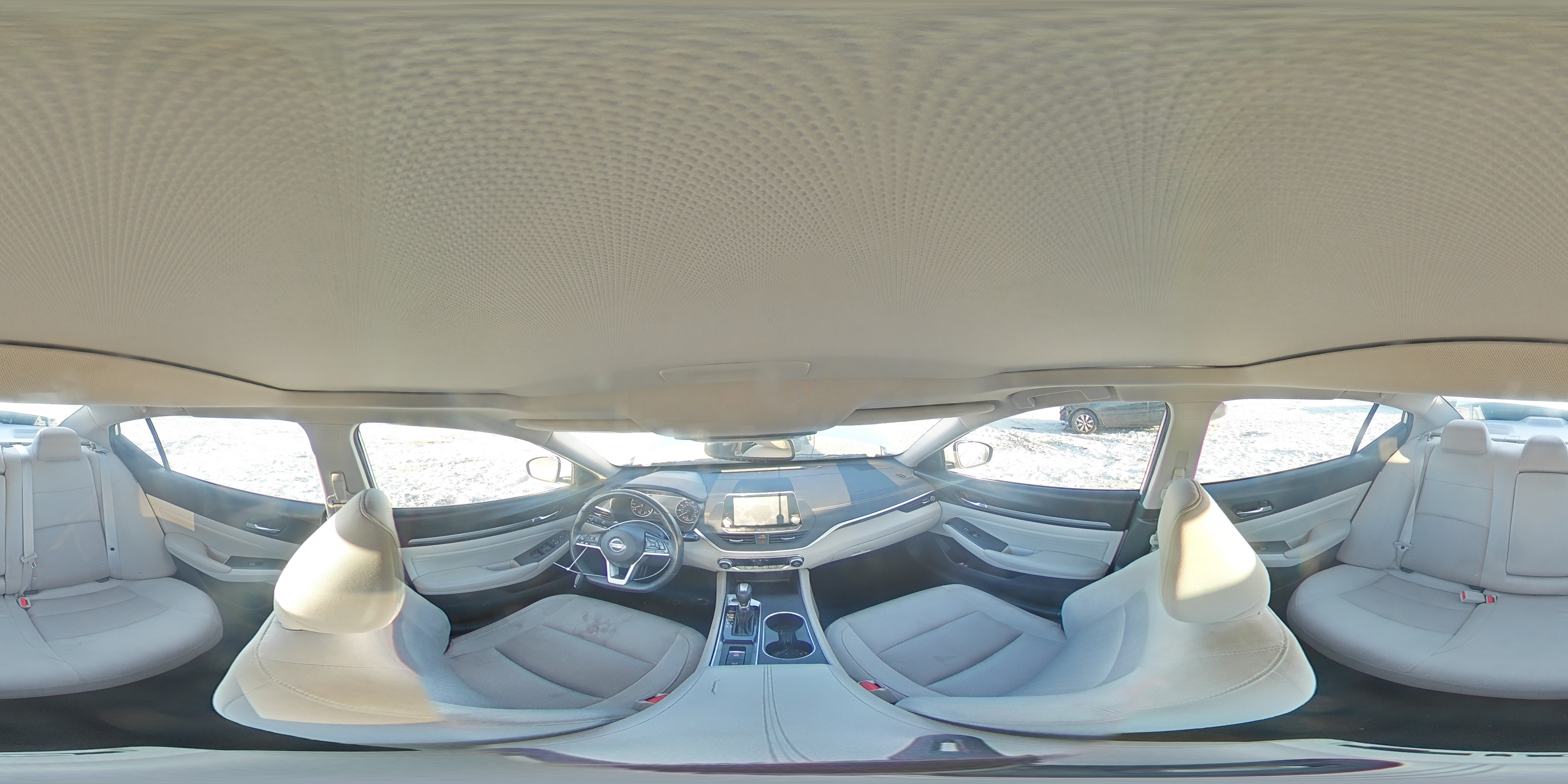 2019 Nissan Altima - Image 13
