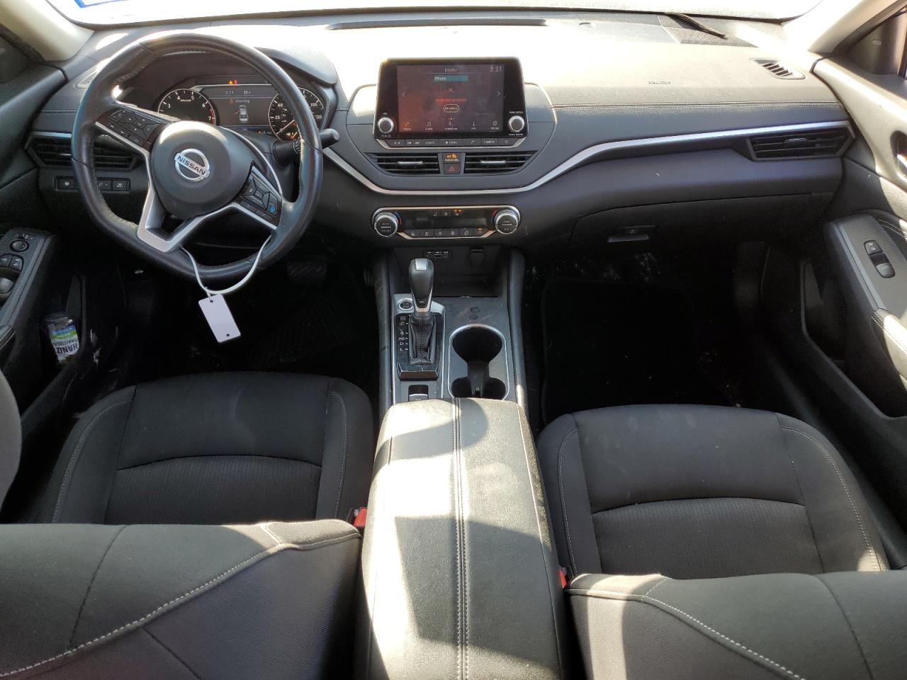 2019 Nissan Altima - Image 8