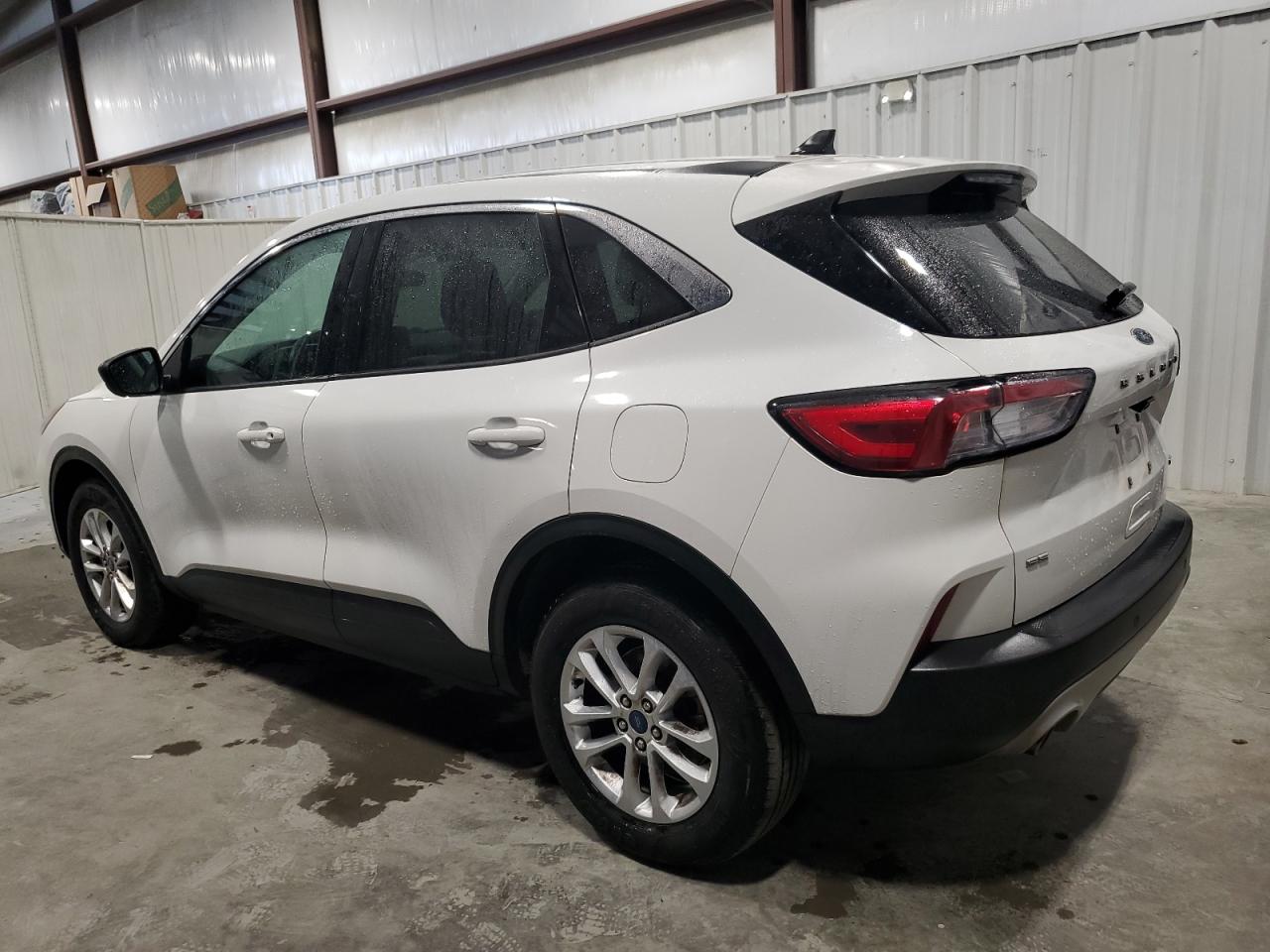 2022 Ford Escape - Image 2