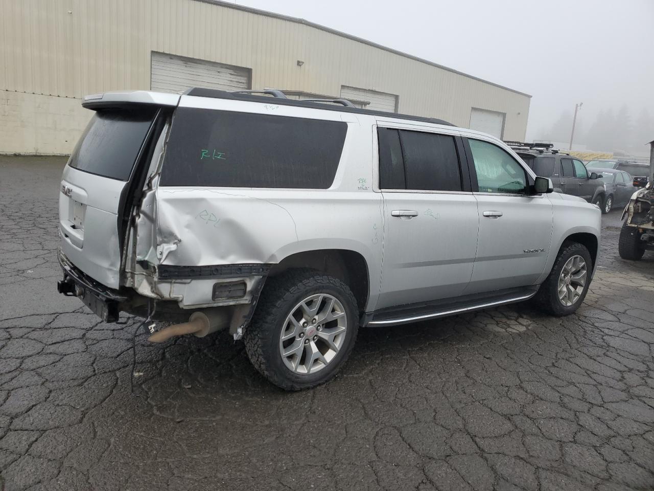 2019 GMC Yukon - Image 3