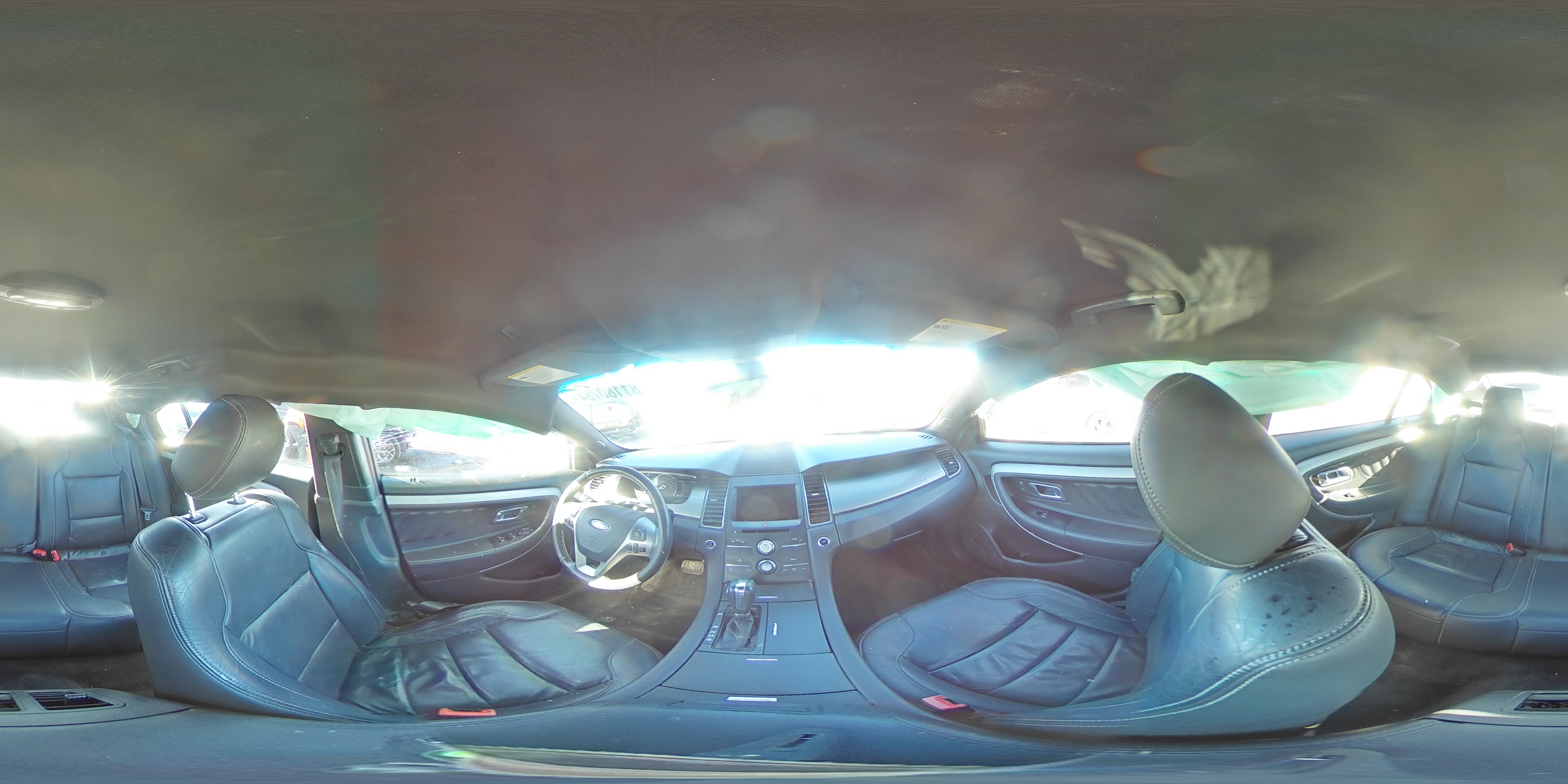 2017 Ford Taurus - Image 14