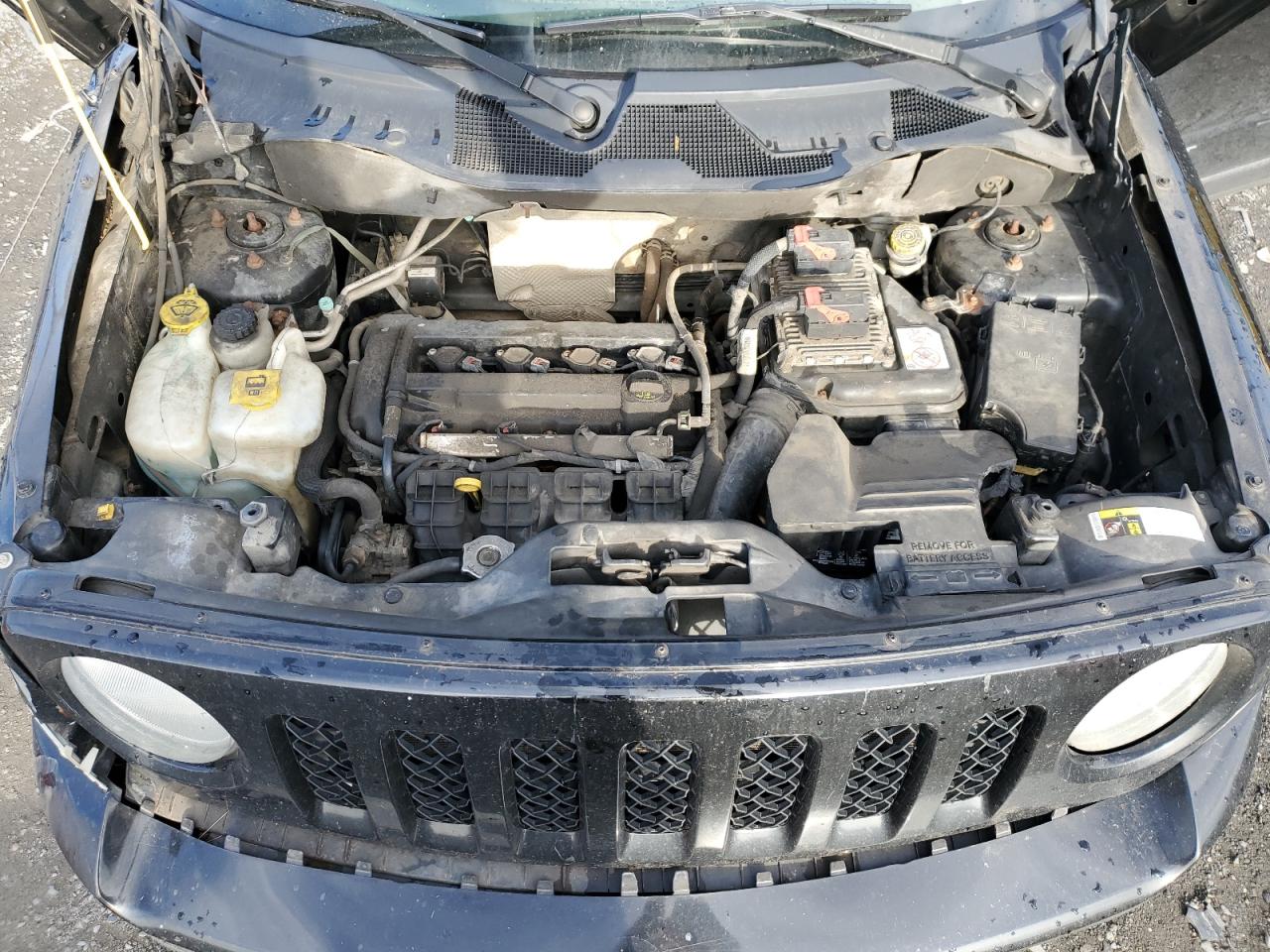 2015 Jeep Liberty (Patriot) - Image 12