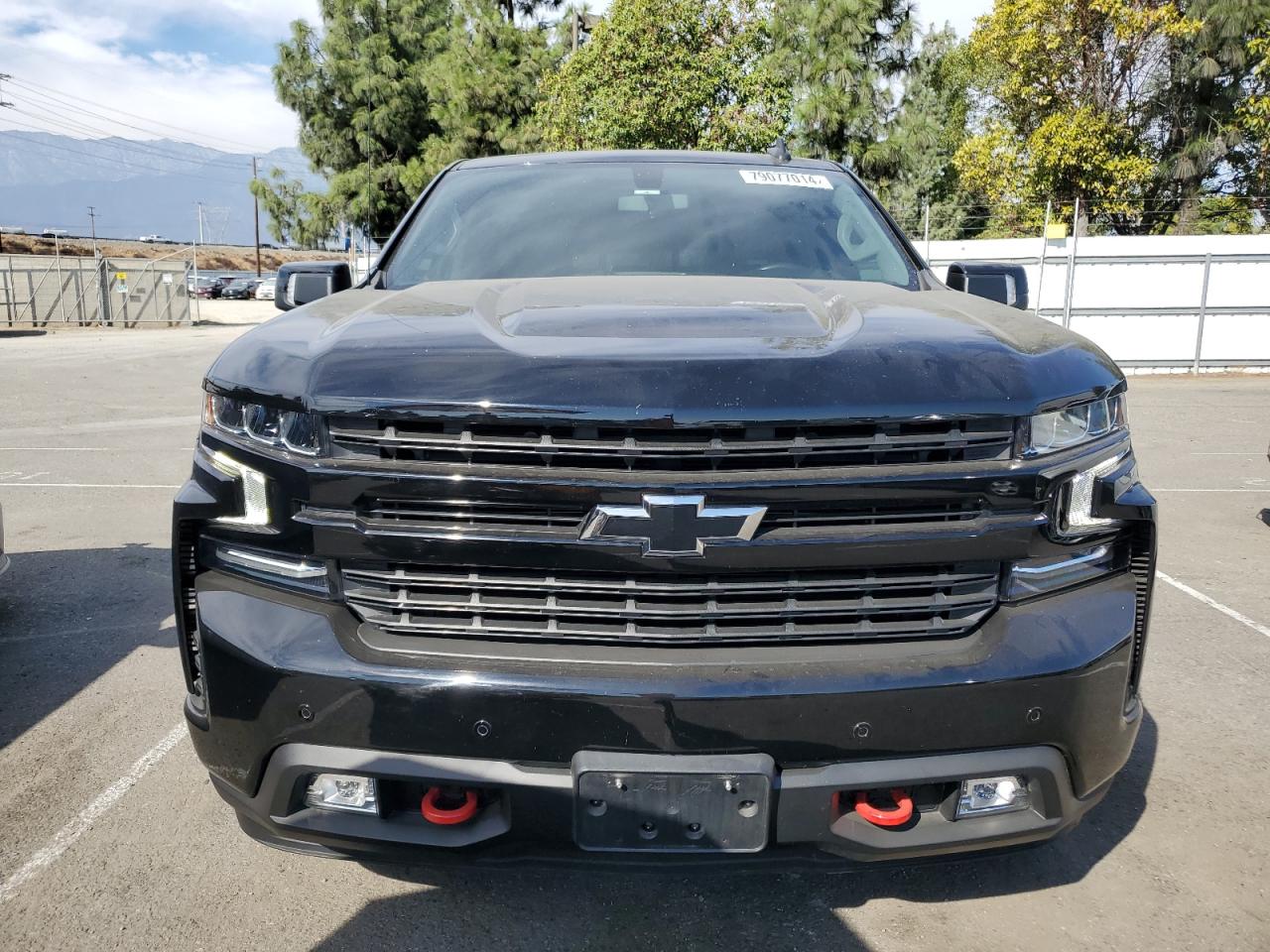 2022 Chevrolet Silverado - Image 5