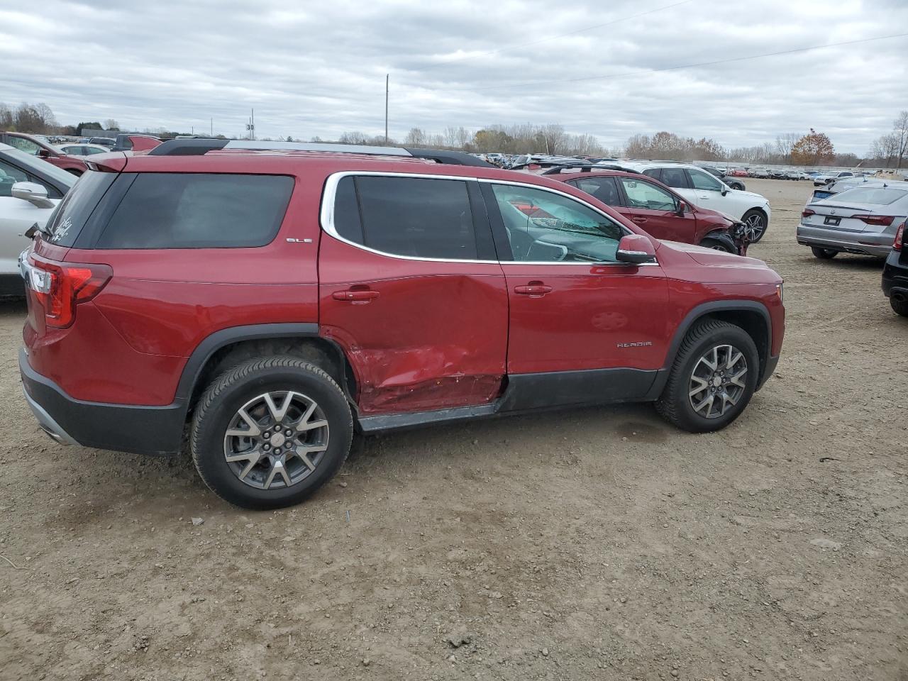 2020 GMC Acadia - Image 3