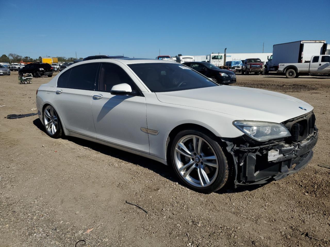 VIN WBAYE4C57ED138408 2014 BMW 7 SERIES no.4