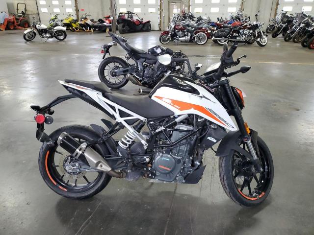  KTM MOTORCYCLE 2022 Білий