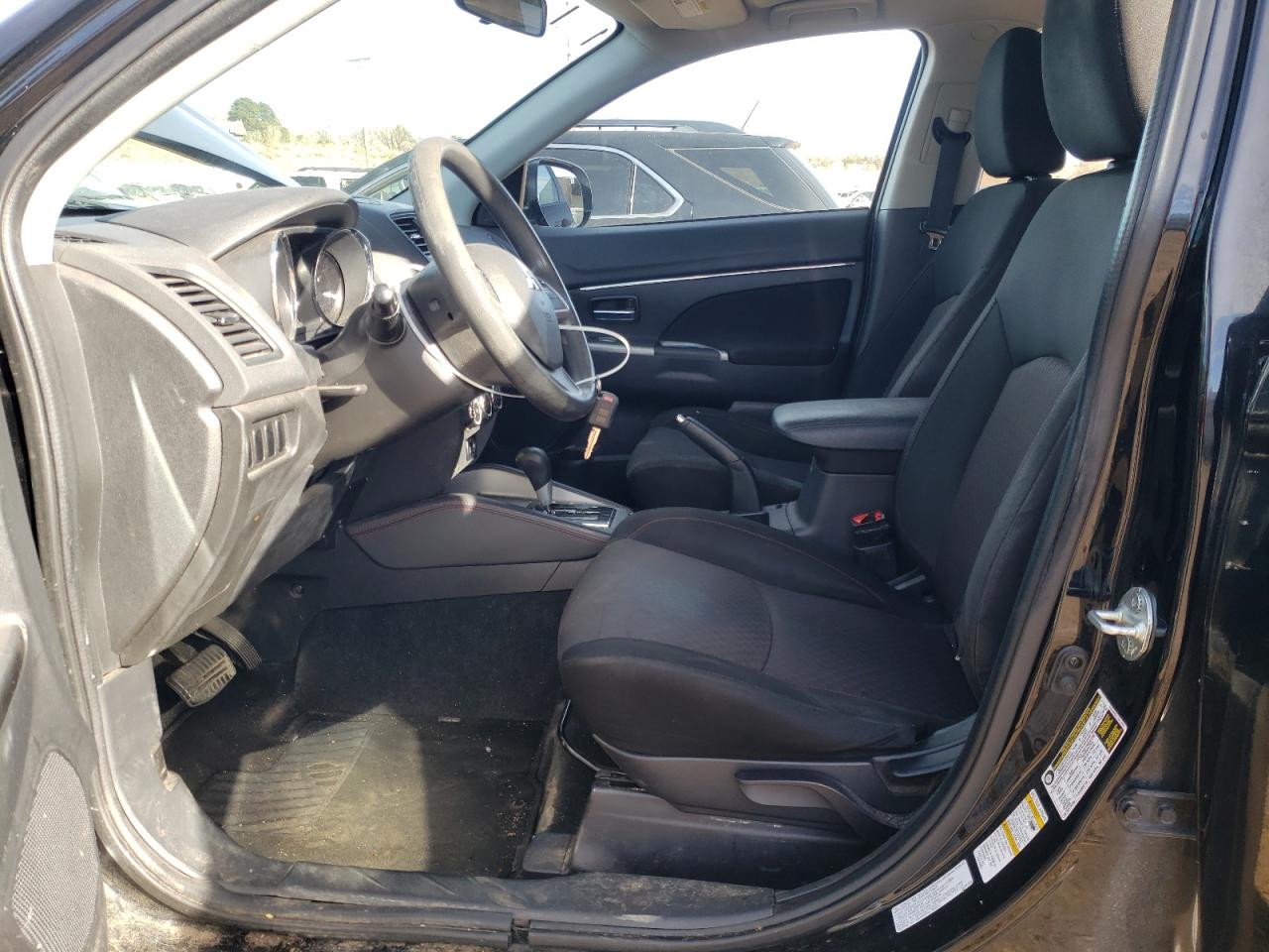 2019 Mitsubishi Outlander - Image 7