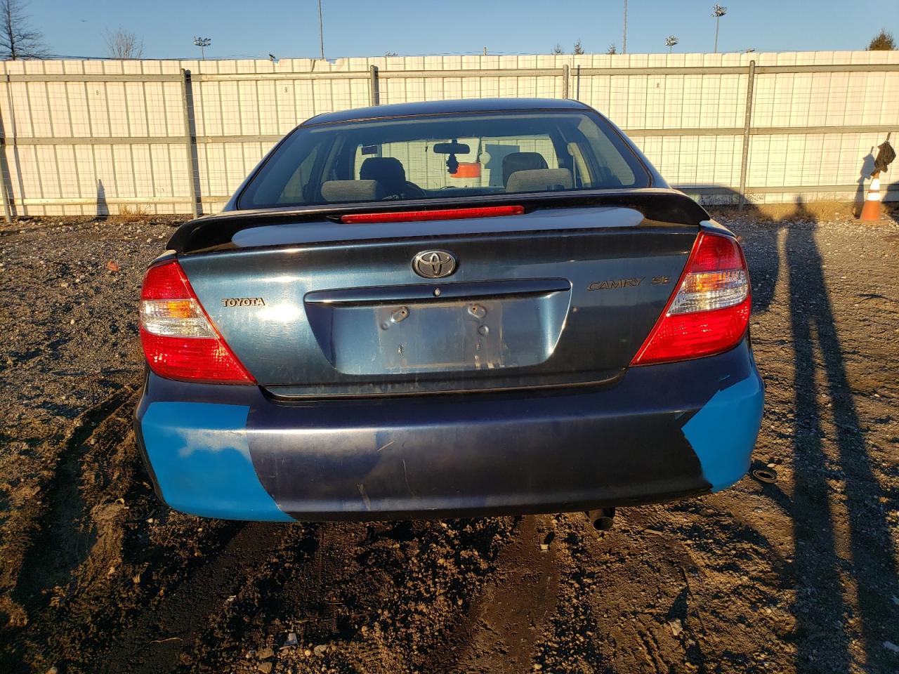 2004 Toyota Camry Le VIN: 4T1BE32K24U330484 Lot: 80475934