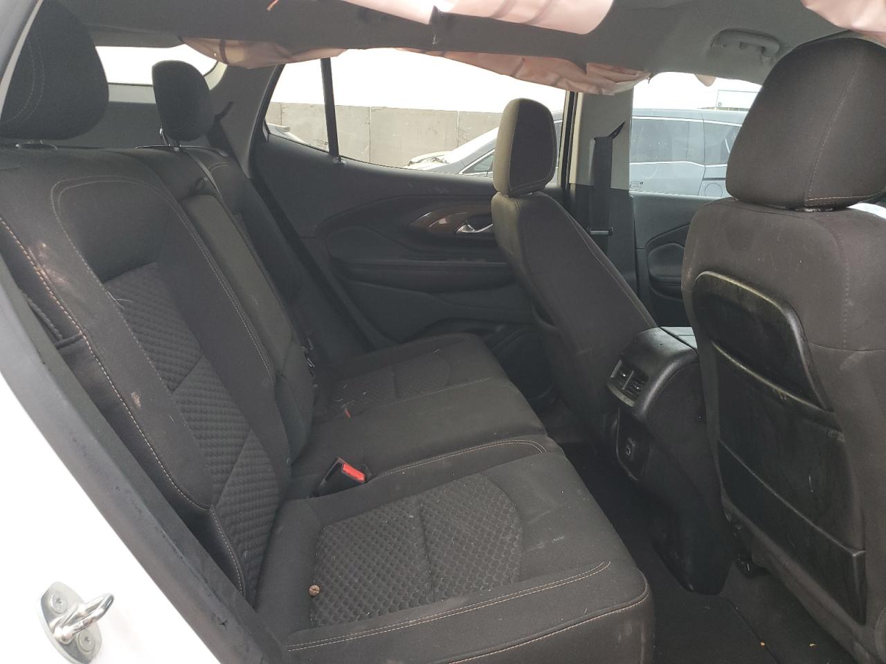 2018 GMC Terrain - Image 10