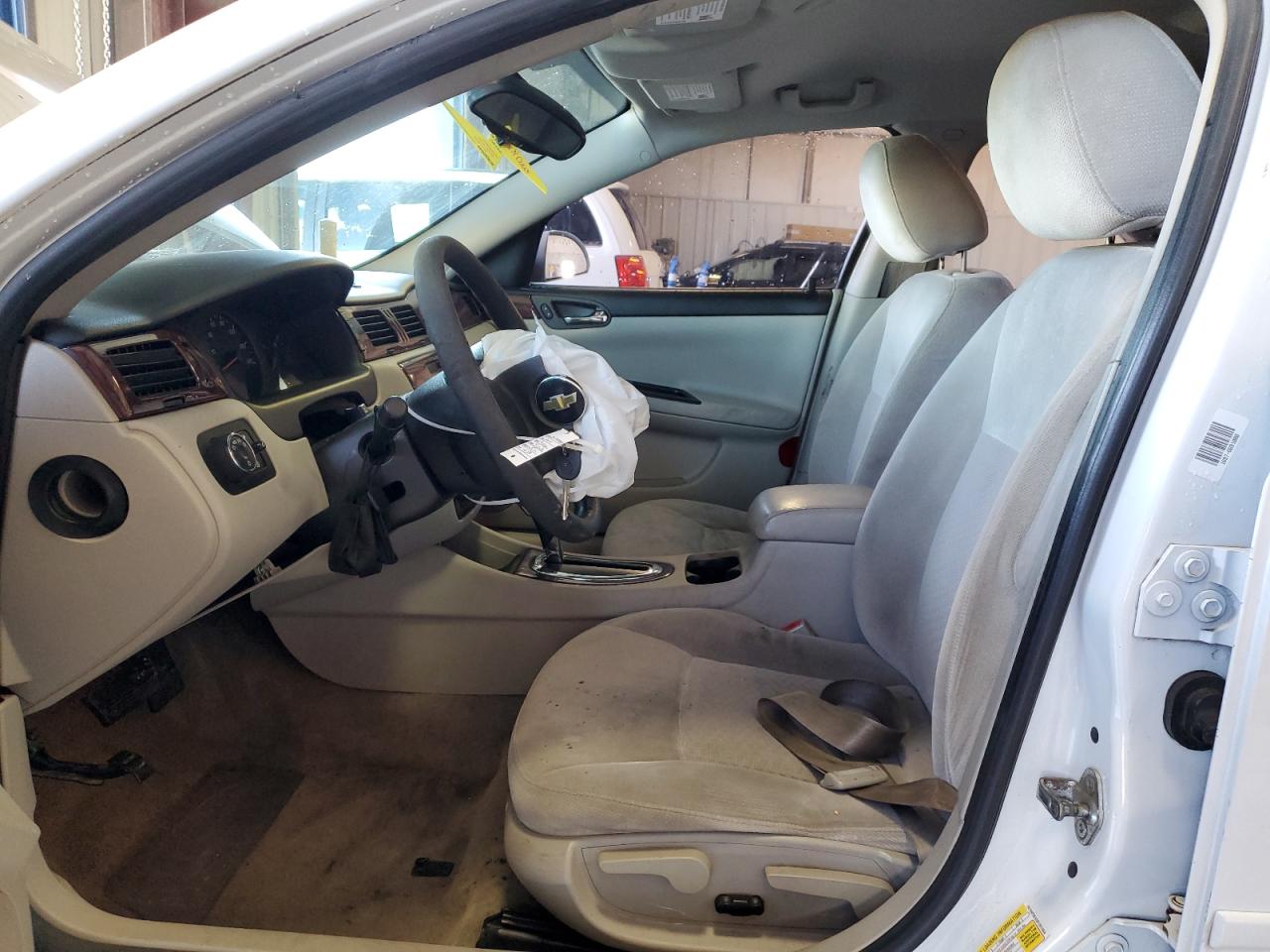 2011 Chevrolet Impala - Image 7