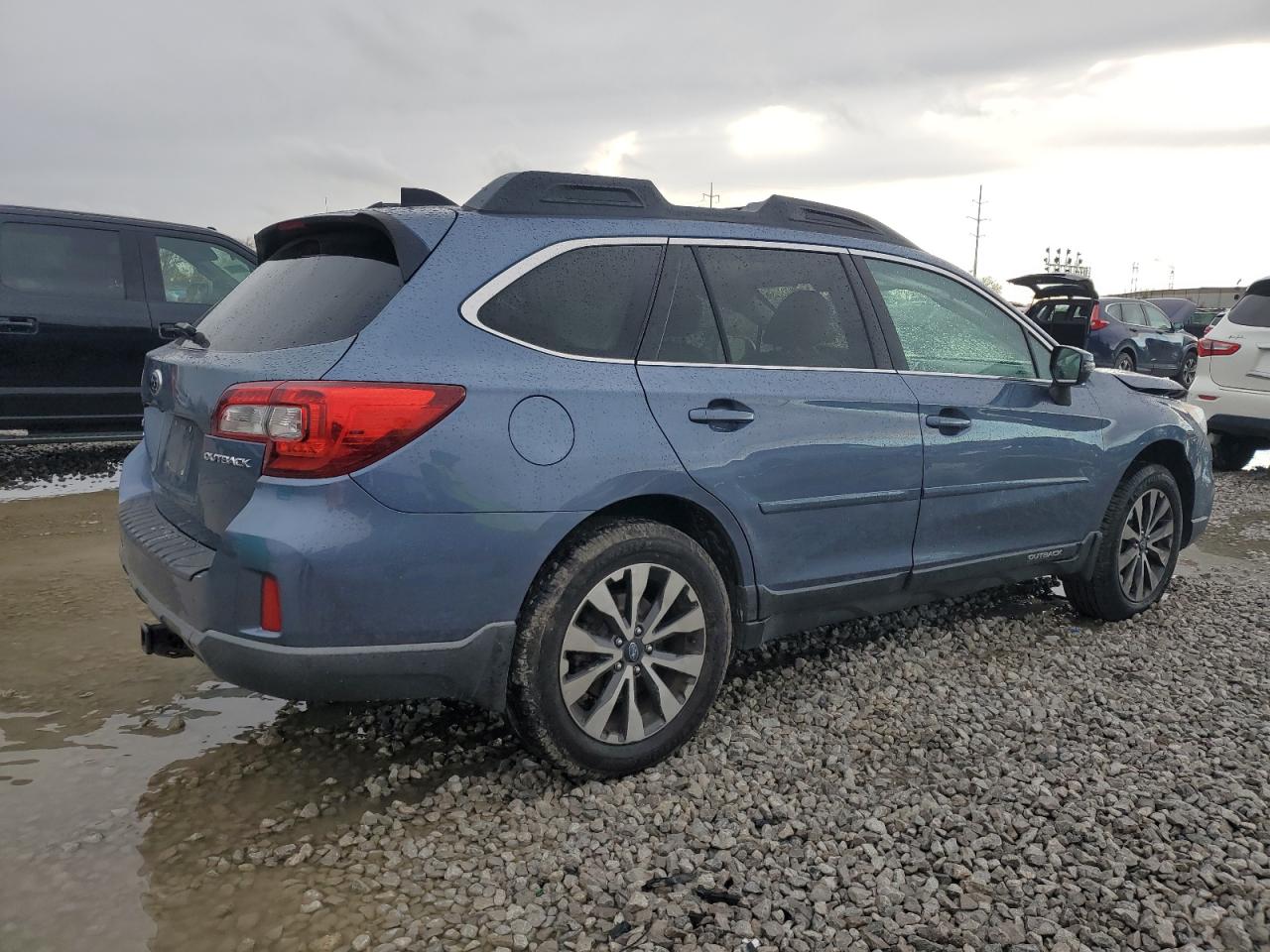 2016 Subaru Outback - Image 3