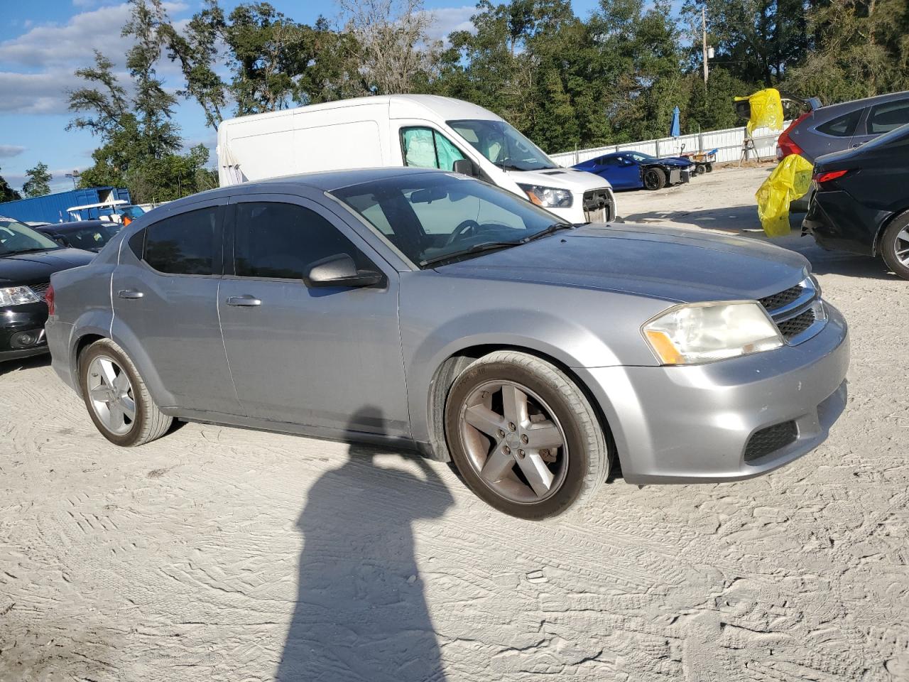2013 Dodge Avenger - Image 4