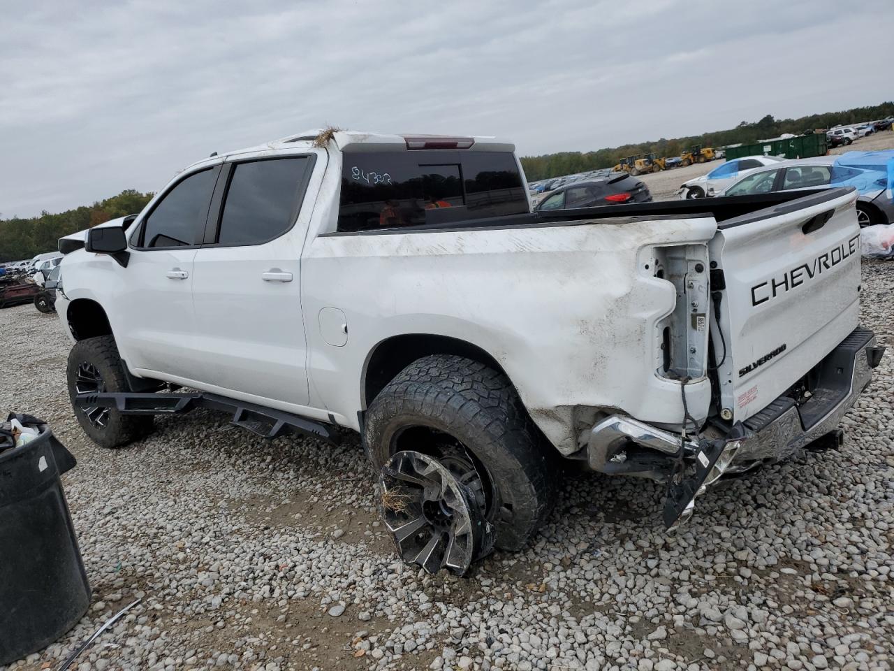 2021 Chevrolet Silverado - Image 2