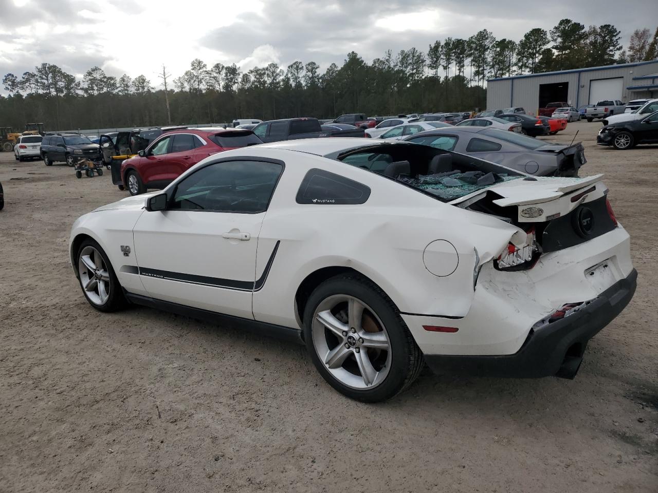 2012 Ford Mustang - Image 2