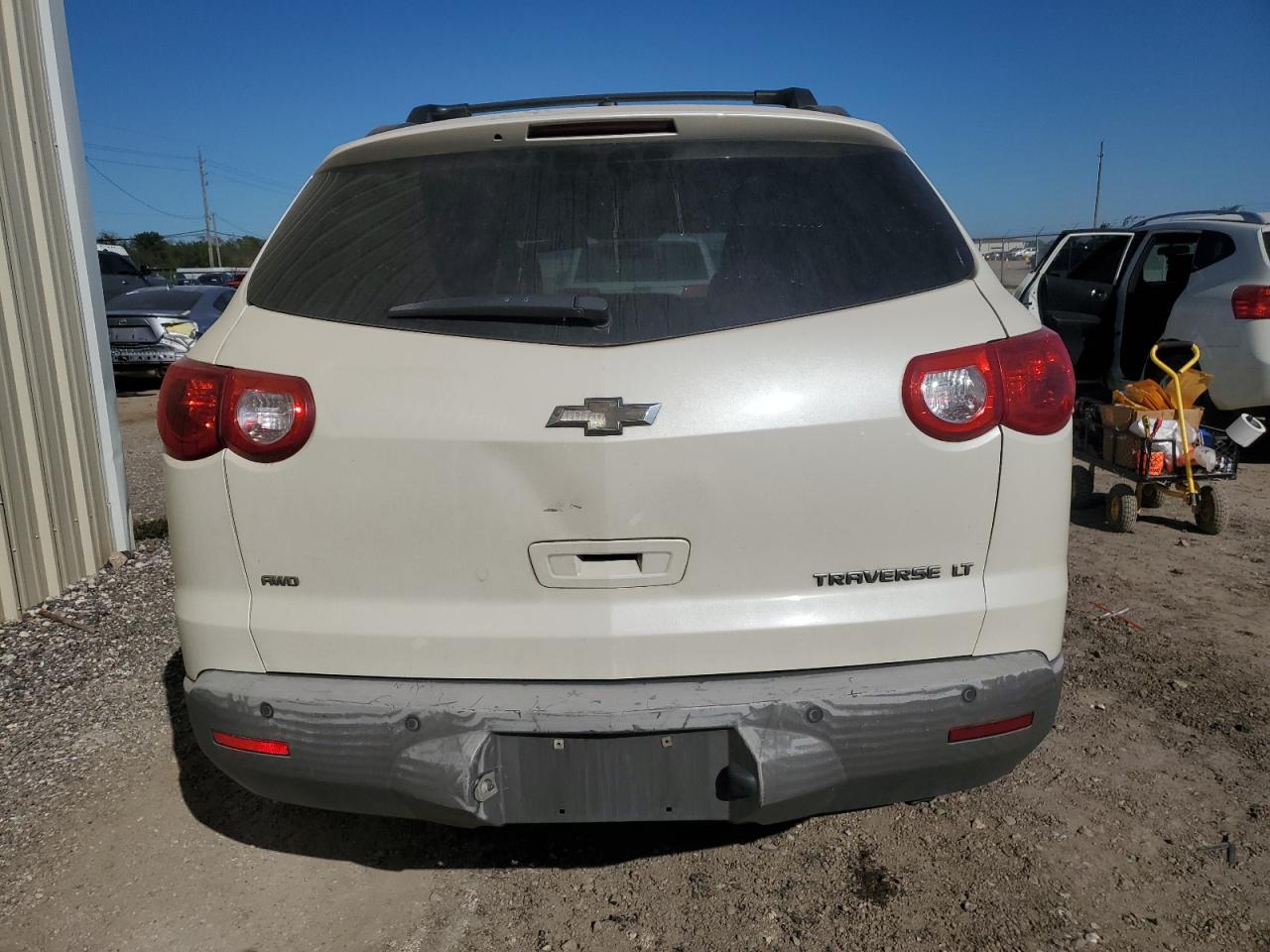 2012 Chevrolet Traverse - Image 6