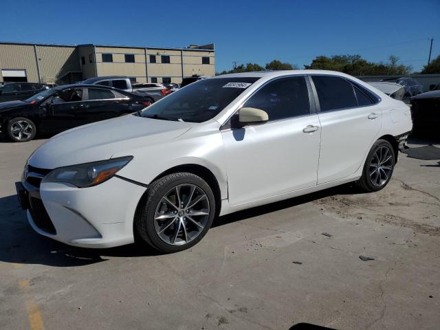  TOYOTA CAMRY 2017 White