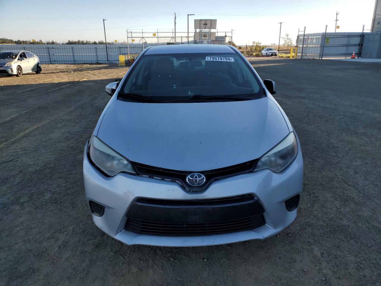 VIN 5YFBURHE1GP453853 2016 TOYOTA COROLLA no.5