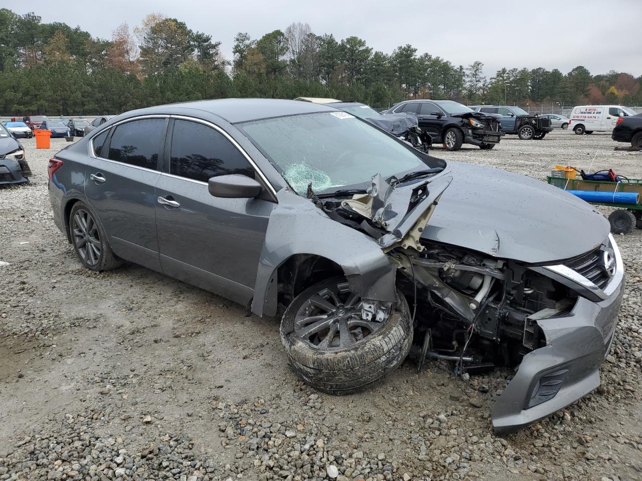 2018 Nissan Altima - Image 4