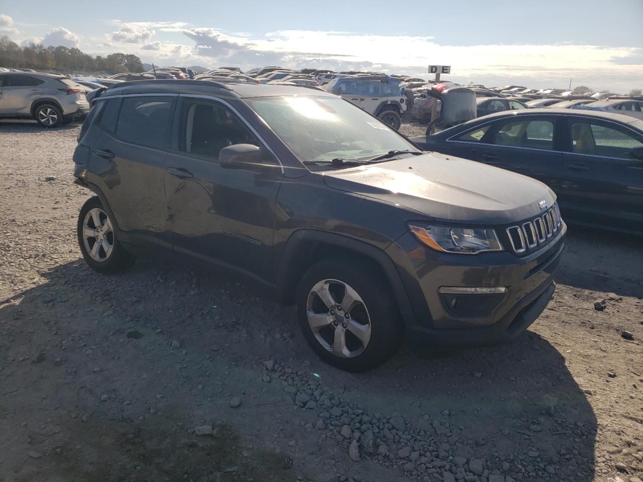 2018 Jeep Compass - Image 4