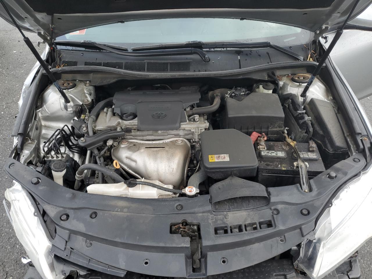 2017 Toyota Camry - Image 11