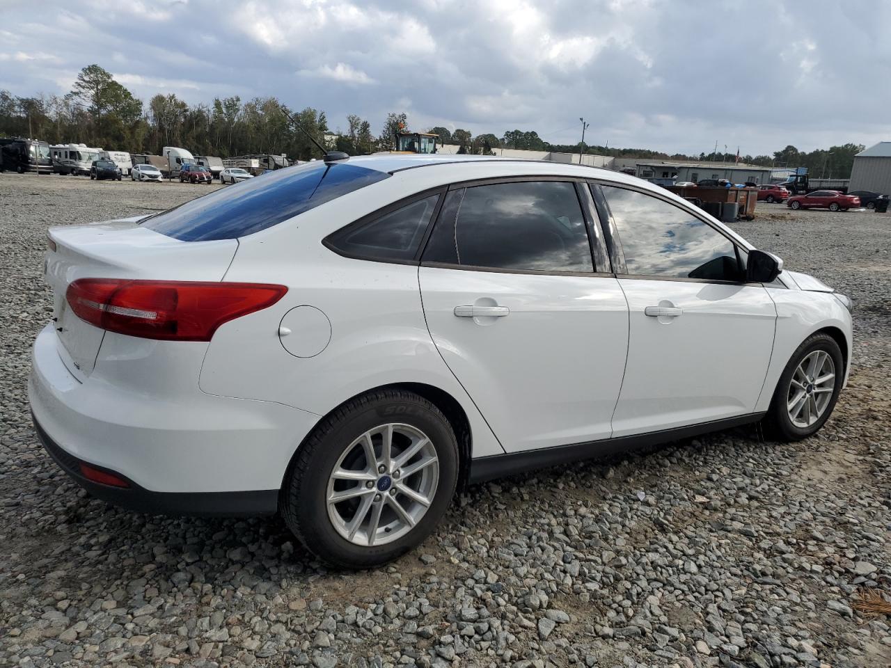 2017 Ford Focus - Image 3