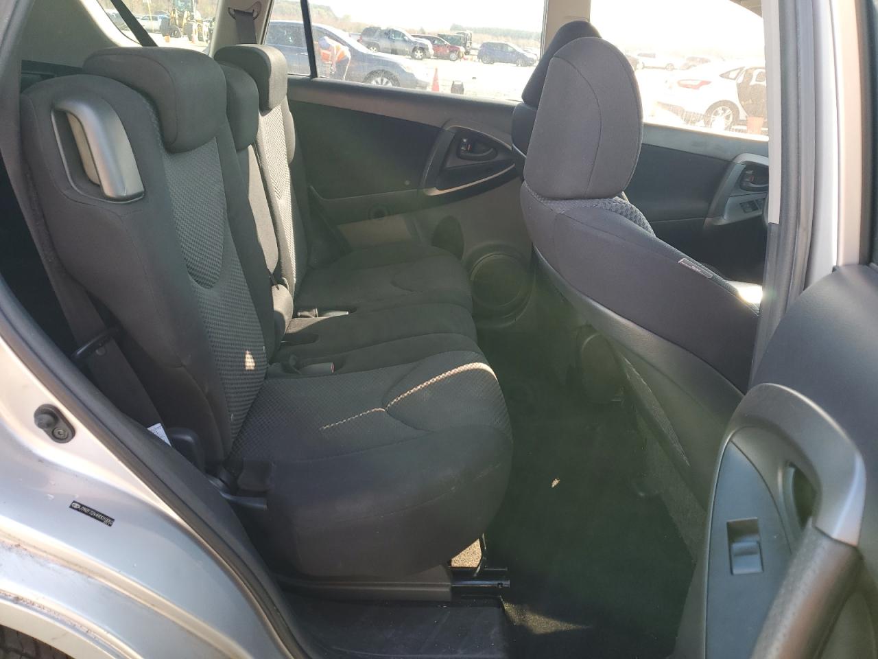 2009 Toyota RAV 4 - Image 10