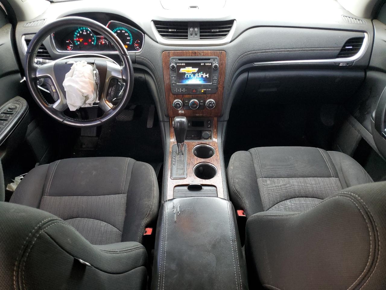 2014 Chevrolet Traverse - Image 8