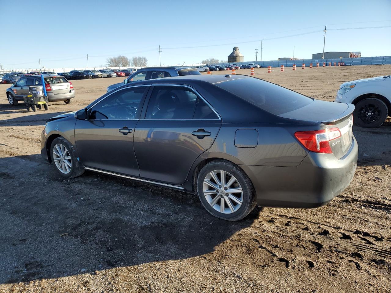 2012 Toyota Camry Base VIN: 4T1BF1FK2CU604762 Lot: 81333244