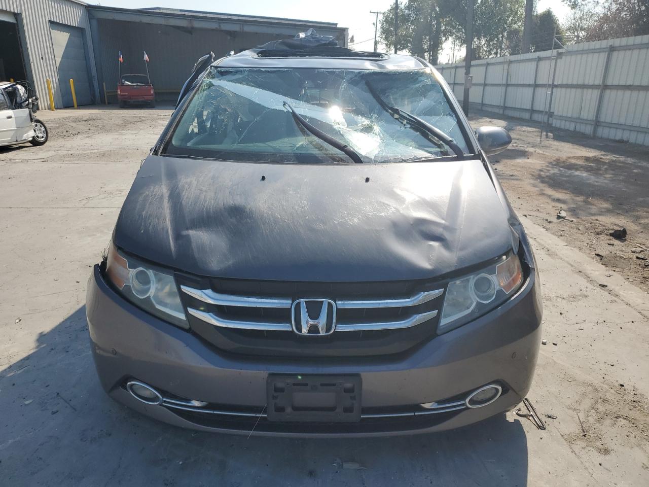 2015 Honda Odyssey - Image 5