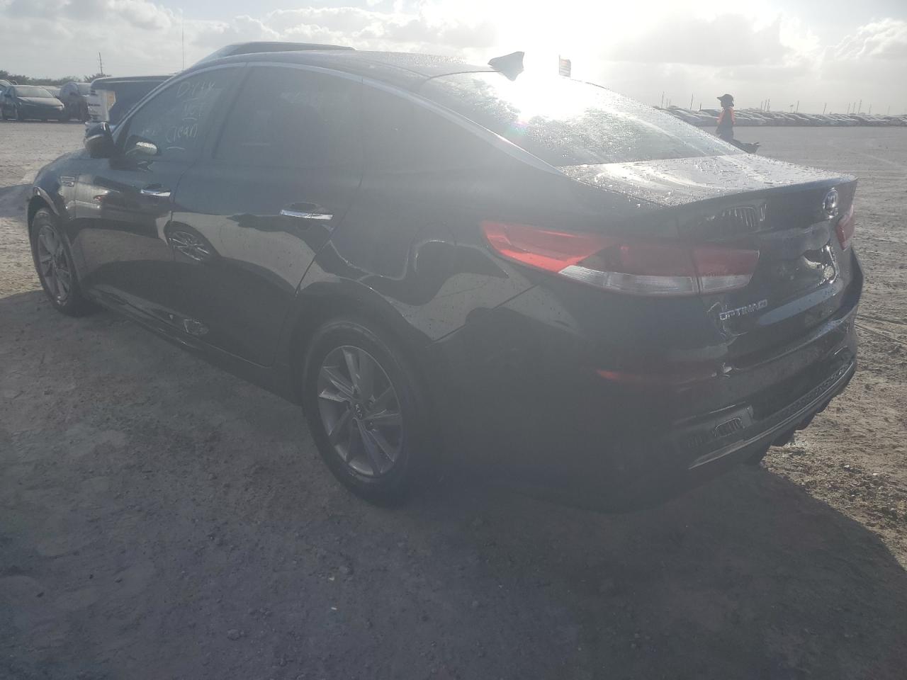 2020 Kia Optima - Image 2