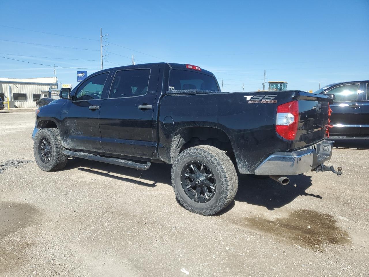 2017 Toyota Tundra - Image 2