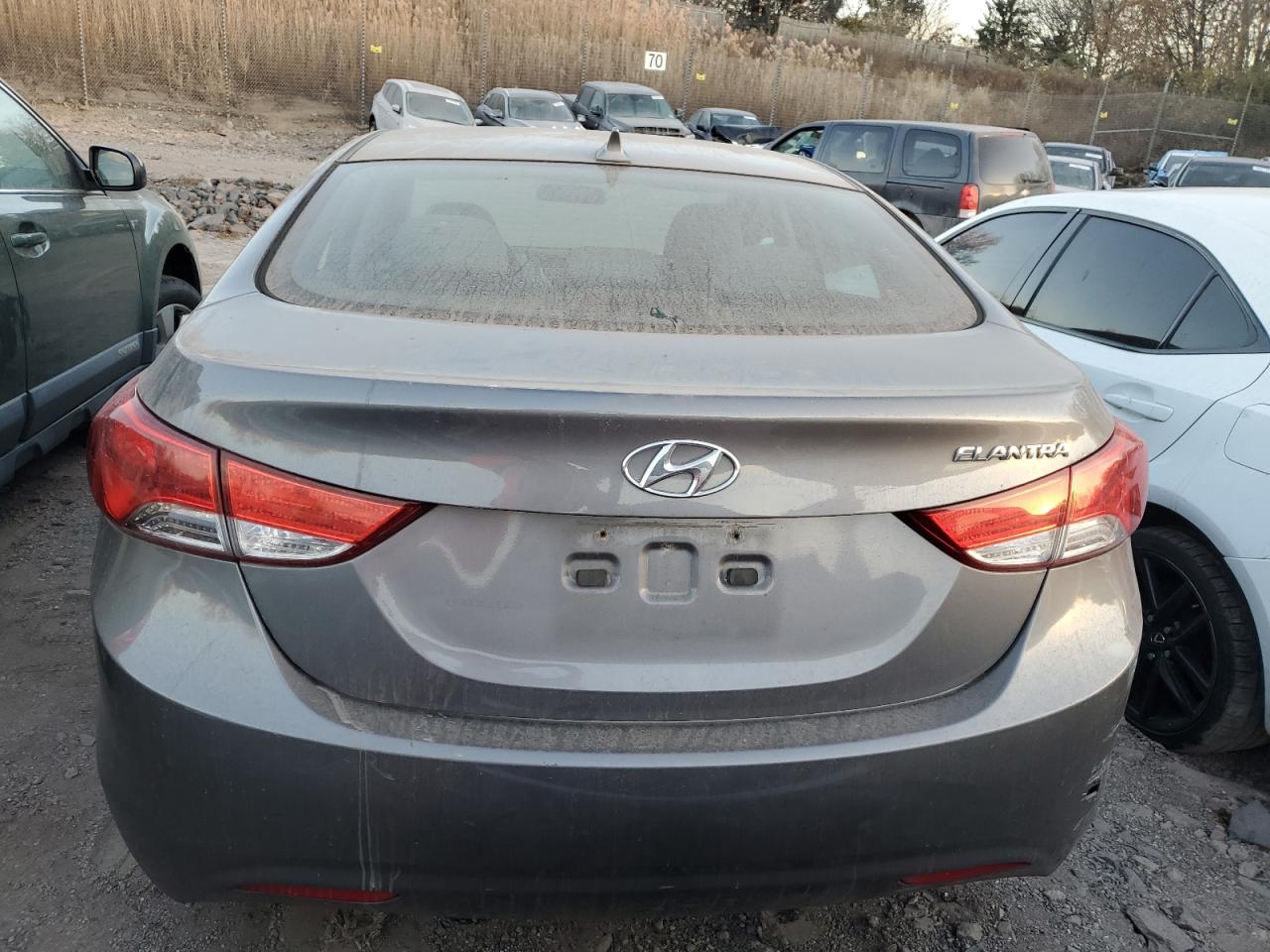 2011 Hyundai Elantra Gls VIN: 5NPDH4AE0BH057655 Lot: 79007204