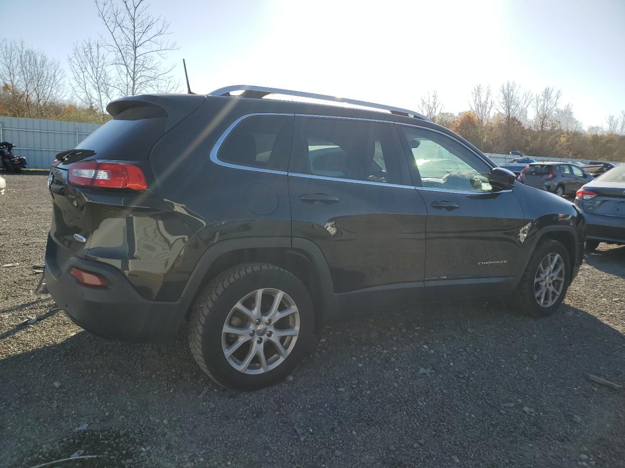2016 Jeep Grand Cherokee - Image 3