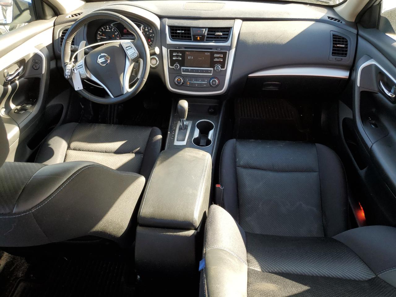 2016 Nissan Altima - Image 8