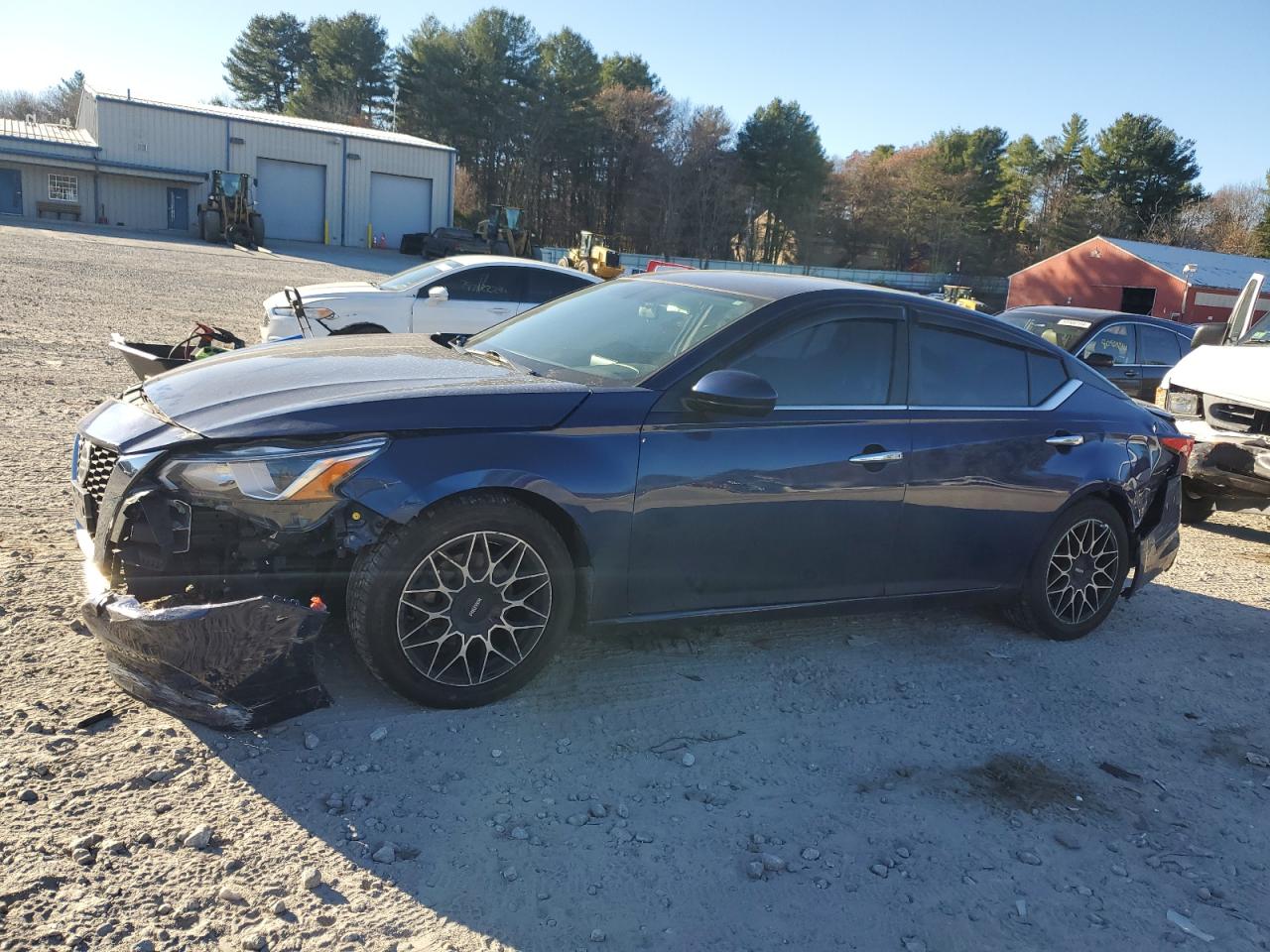 2020 Nissan Altima - Image 1
