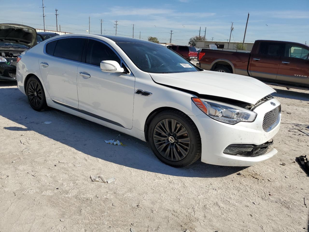 2016 Kia K900 - Image 4