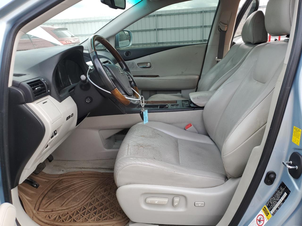 2010 Lexus RX - Image 7
