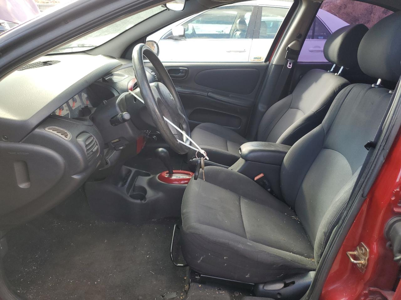 2003 Dodge Neon - Image 7