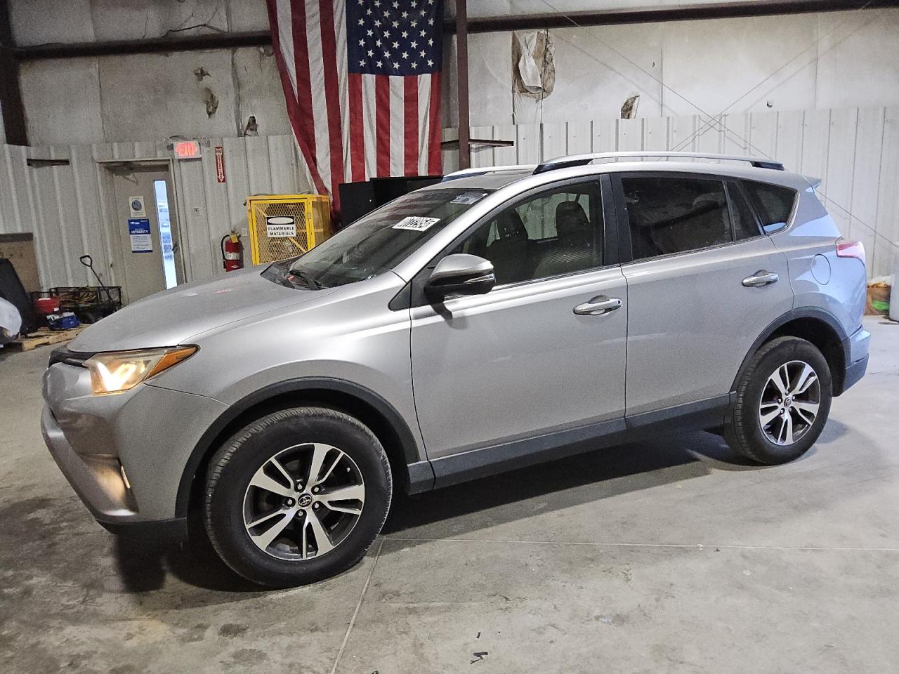2018 Toyota RAV 4 - Image 1