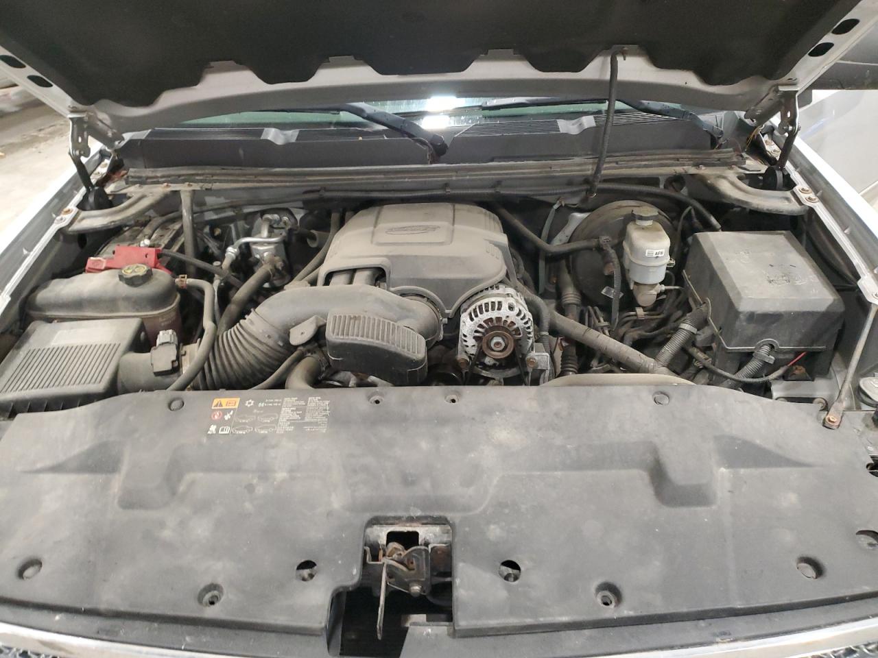 2012 Chevrolet Silverado - Image 11