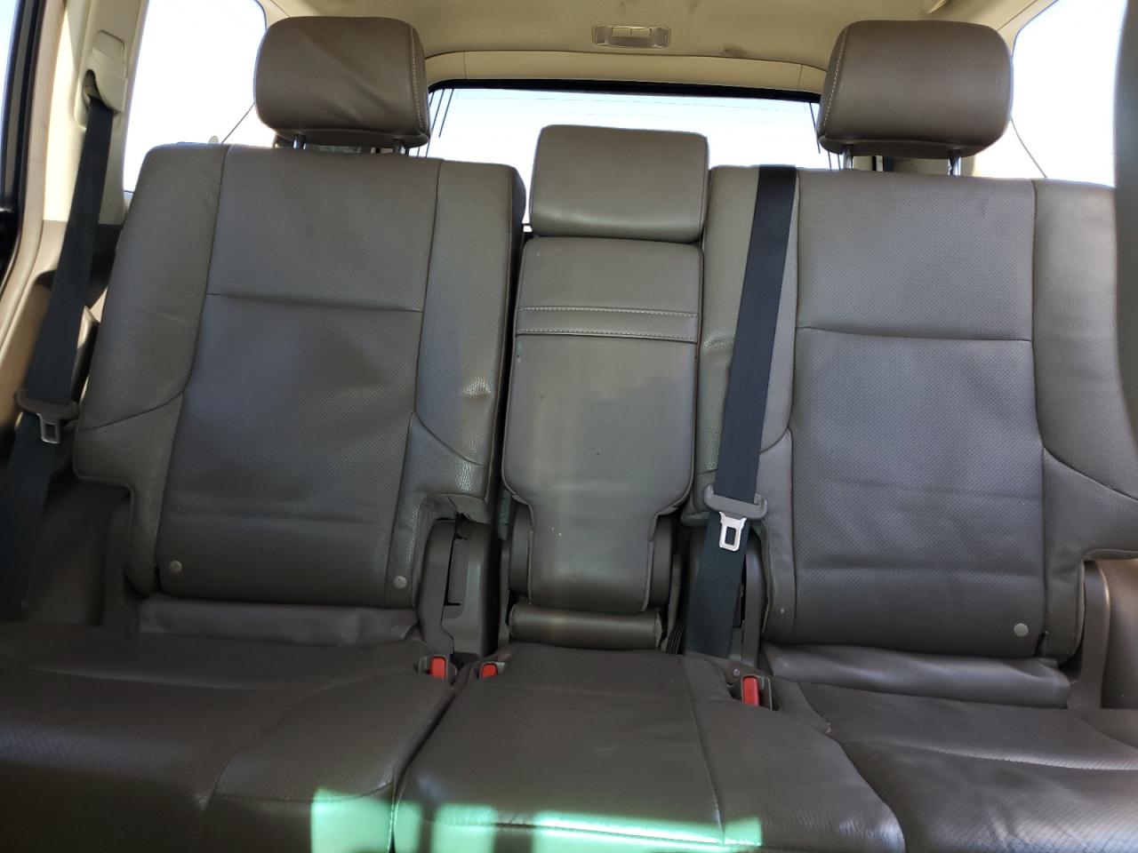 2015 Lexus GX - Image 10
