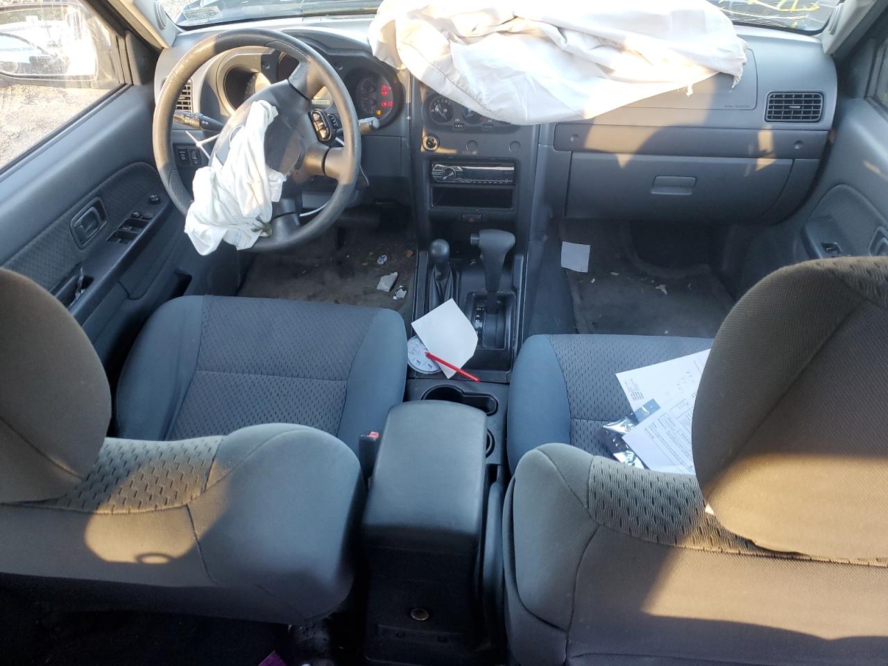 2002 Nissan XTerra - Image 8