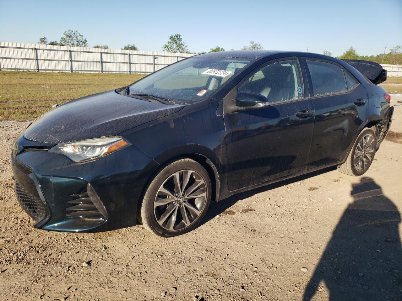 VIN 5YFBURHE5HP574967 2017 TOYOTA COROLLA no.1