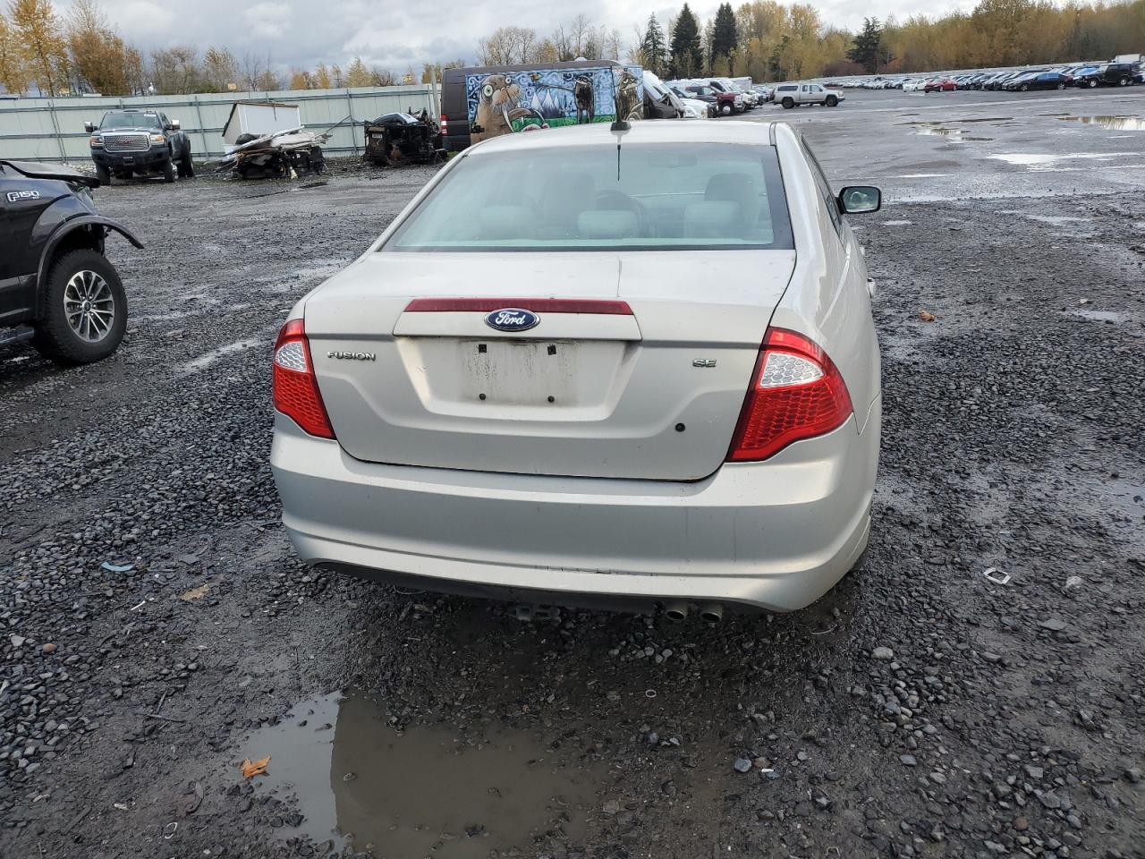 2010 Ford Fusion Se VIN: 3FAHP0HA3AR372774 Lot: 81182704