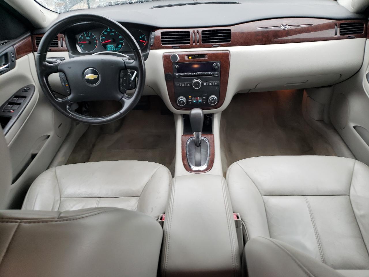 2010 Chevrolet Impala - Image 8